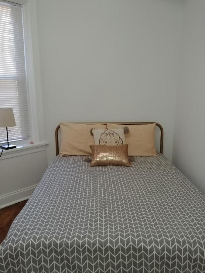 Logan Square Modern Apartment Chicago Exterior photo